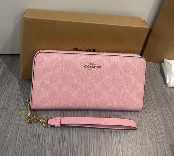 Picture of Coach Wallets _SKUfw236451449fw